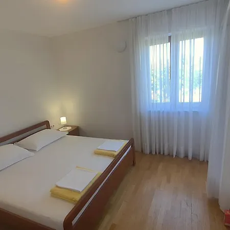 Coast Secluded House With Heated Pool