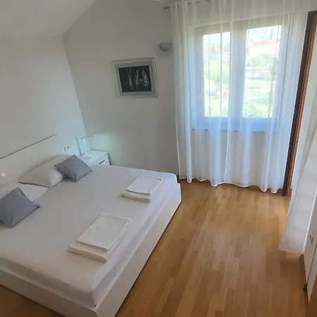 Coast Secluded House With Heated Pool Βίλα *