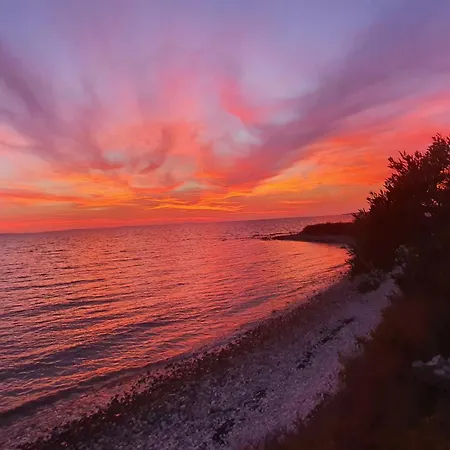 Coast Secluded House With Heated Pool *