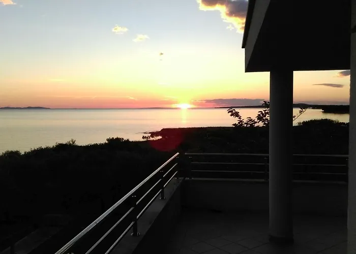 别墅 Coast Secluded House With Heated Pool
