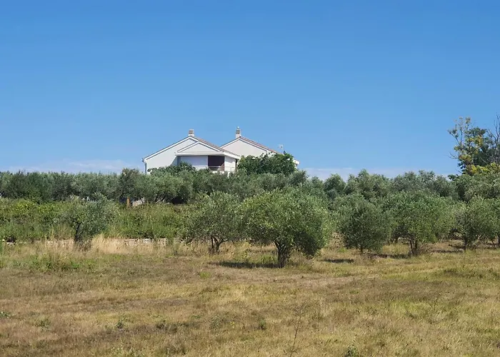 빌라 Coast Secluded House With Heated Pool 프리블라카