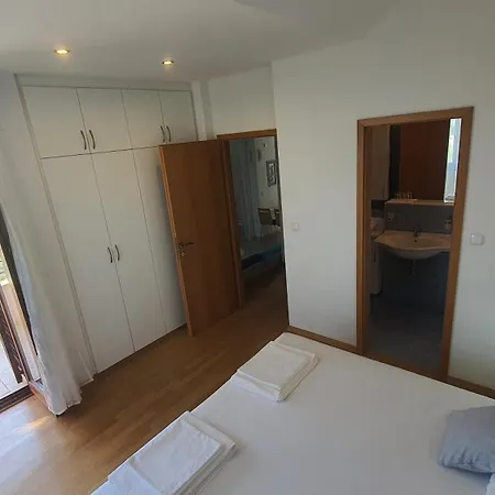 Coast Secluded House With Heated Pool Privlaka