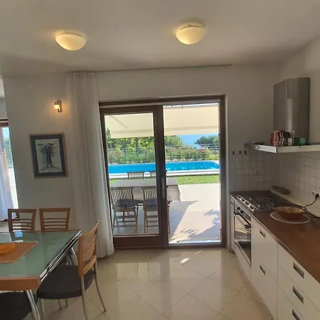 Coast Secluded House With Heated Pool فيلة *